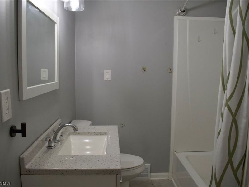 20724 Applegate Road , Maple Heights, OH 44137 Photo 18