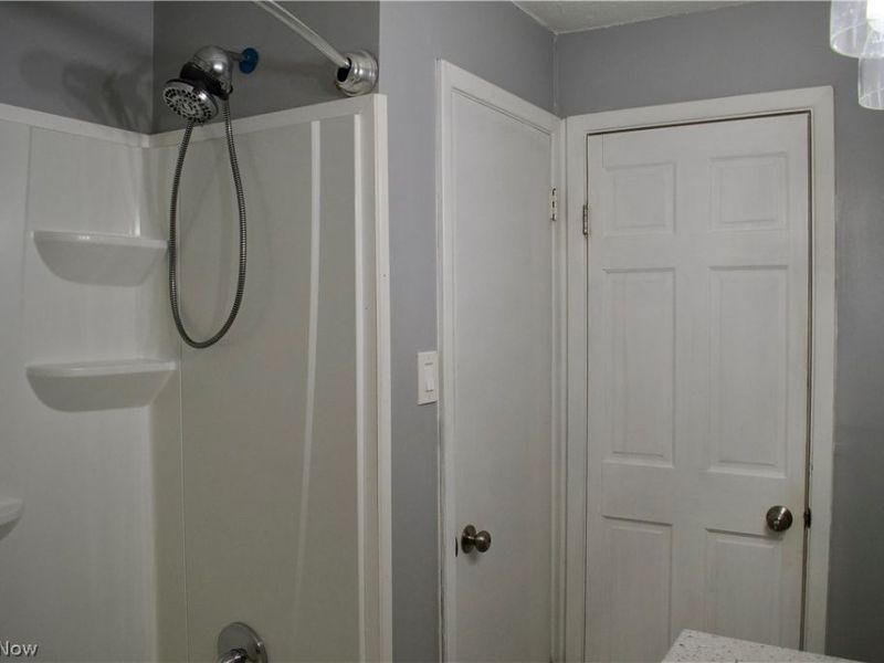 20724 Applegate Road , Maple Heights, OH 44137 Photo 20