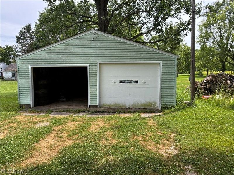 12327 N Palmyra Road , North Jackson, OH 44451 Photo 2