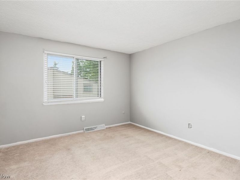 11856 Harbour Light Drive , North Royalton, OH 44133 Photo 16