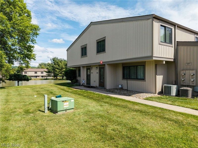 11856 Harbour Light Drive , North Royalton, OH 44133 Photo 2