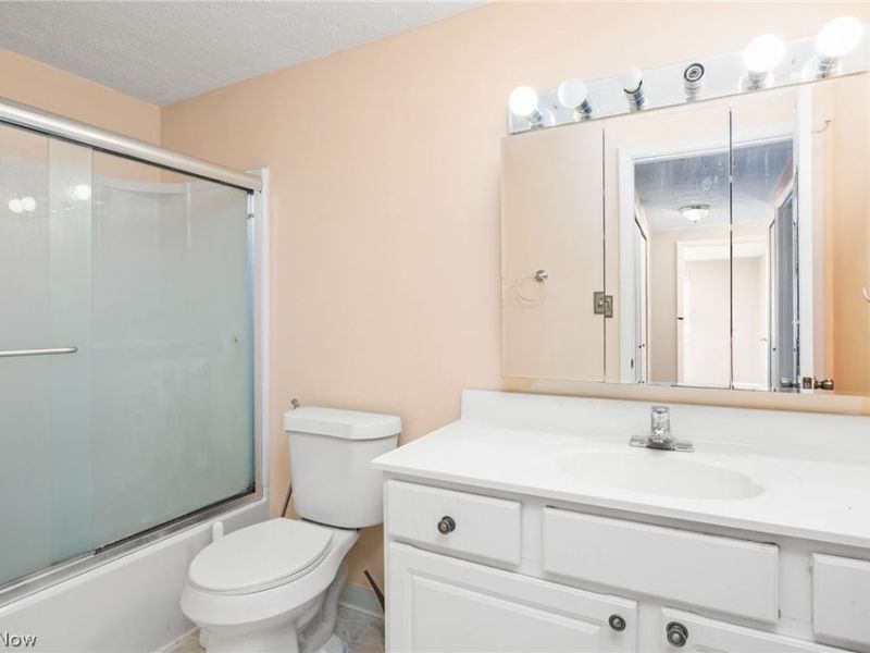 11856 Harbour Light Drive , North Royalton, OH 44133 Photo 20
