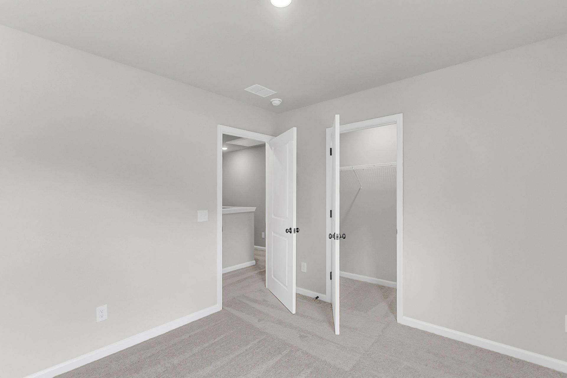 248 Central Creek Drive Photo 31