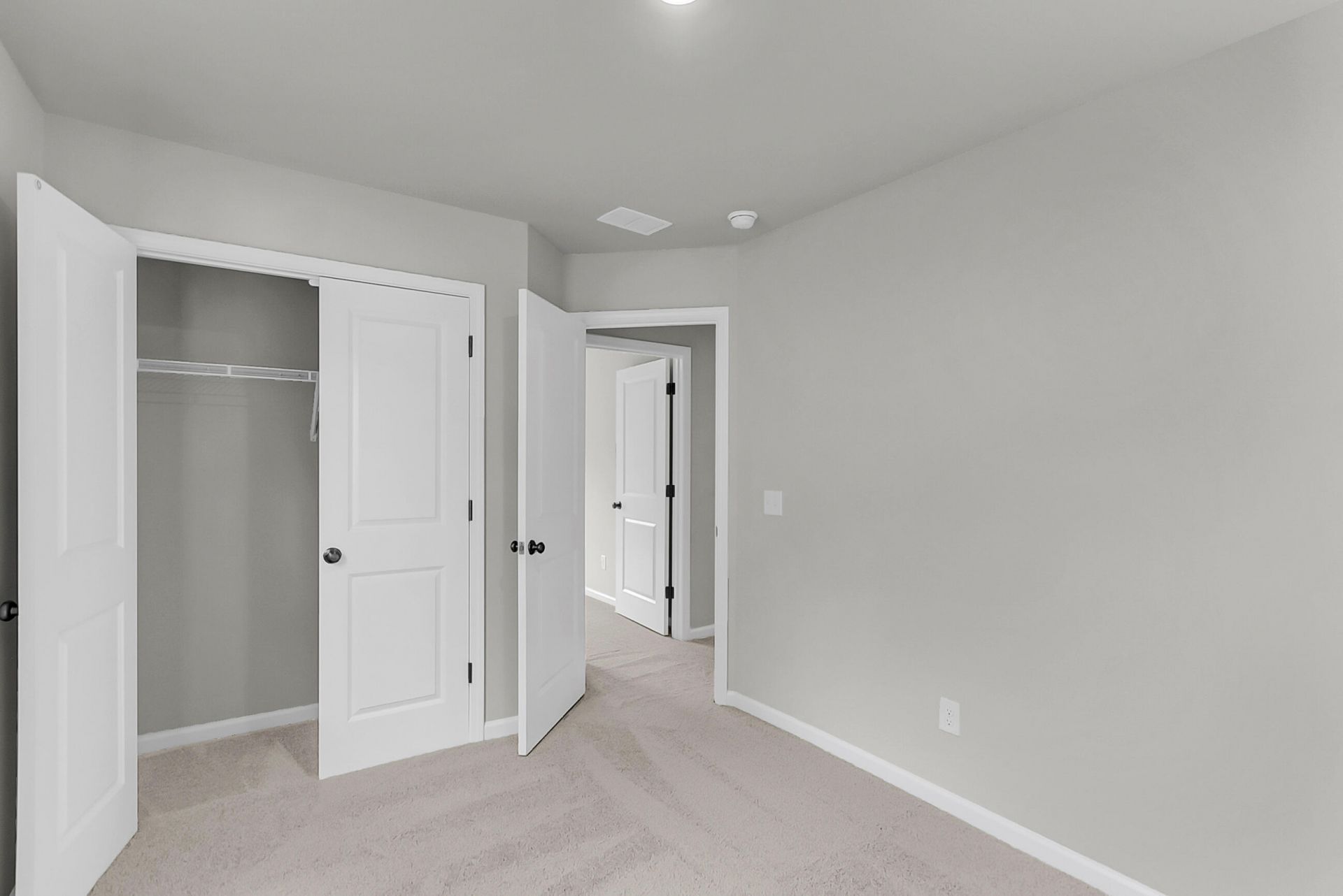248 Central Creek Drive Photo 33