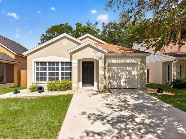 15032 DEER MEADOW DRIVE , LUTZ, FL 33559