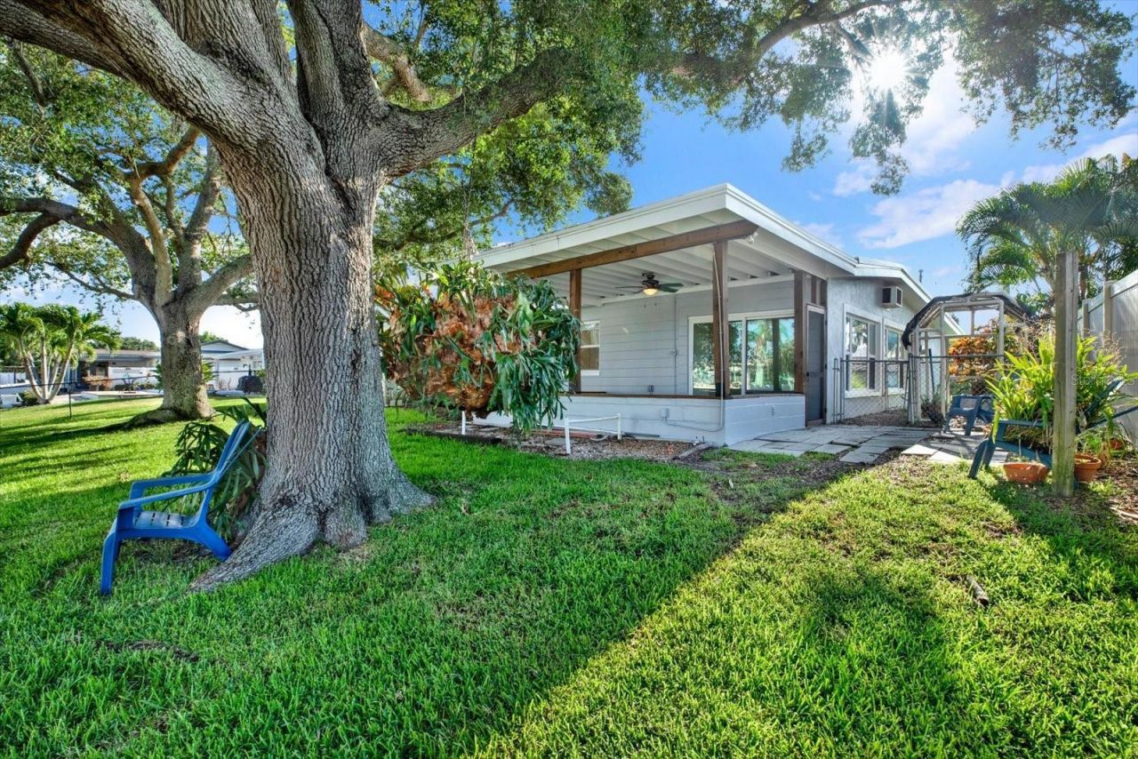 4496 13th Lane Ne, Saint Petersburg, FL 33703 Photo