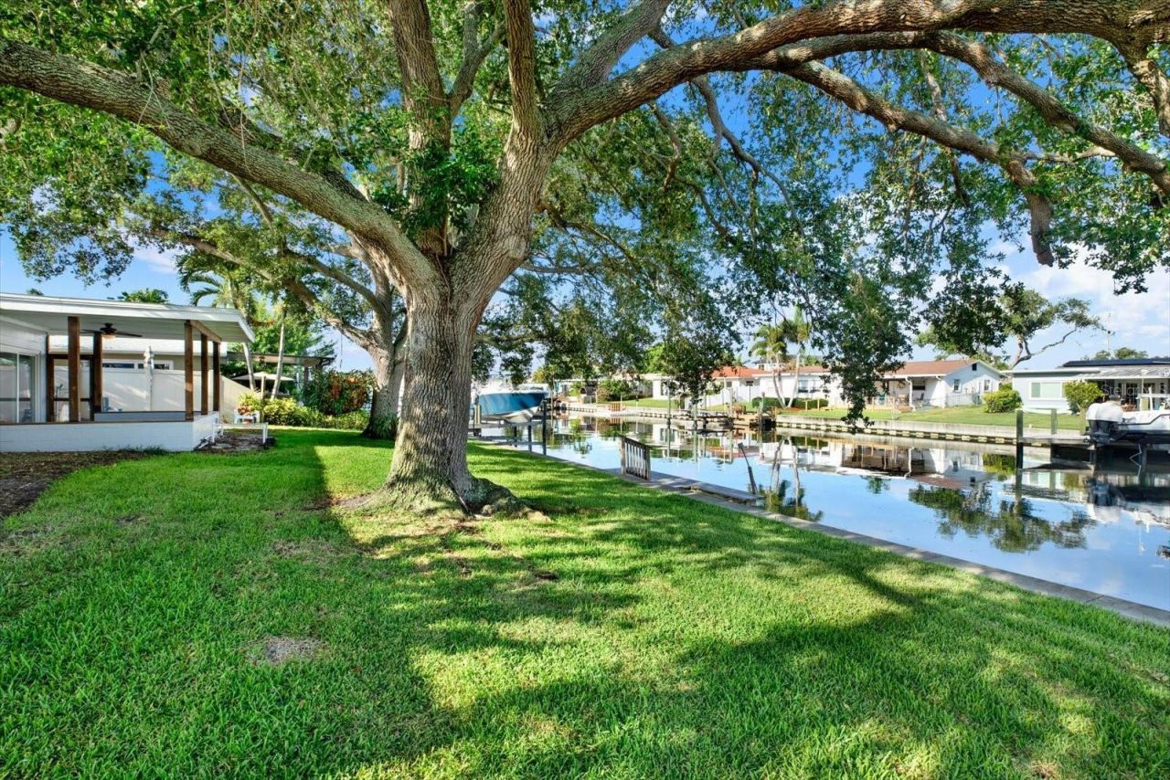 4496 13th Lane Ne, Saint Petersburg, FL 33703 Photo