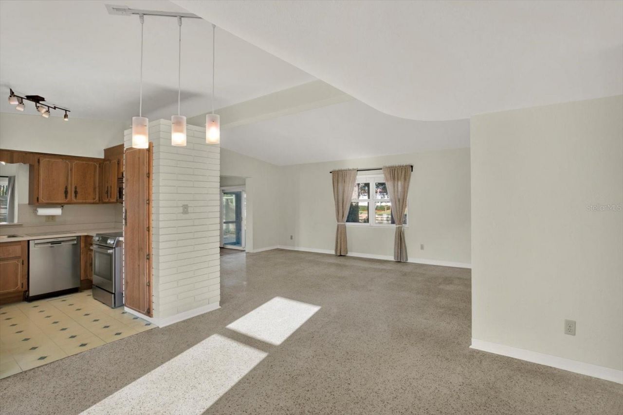 4496 13th Lane Ne, Saint Petersburg, FL 33703 Photo
