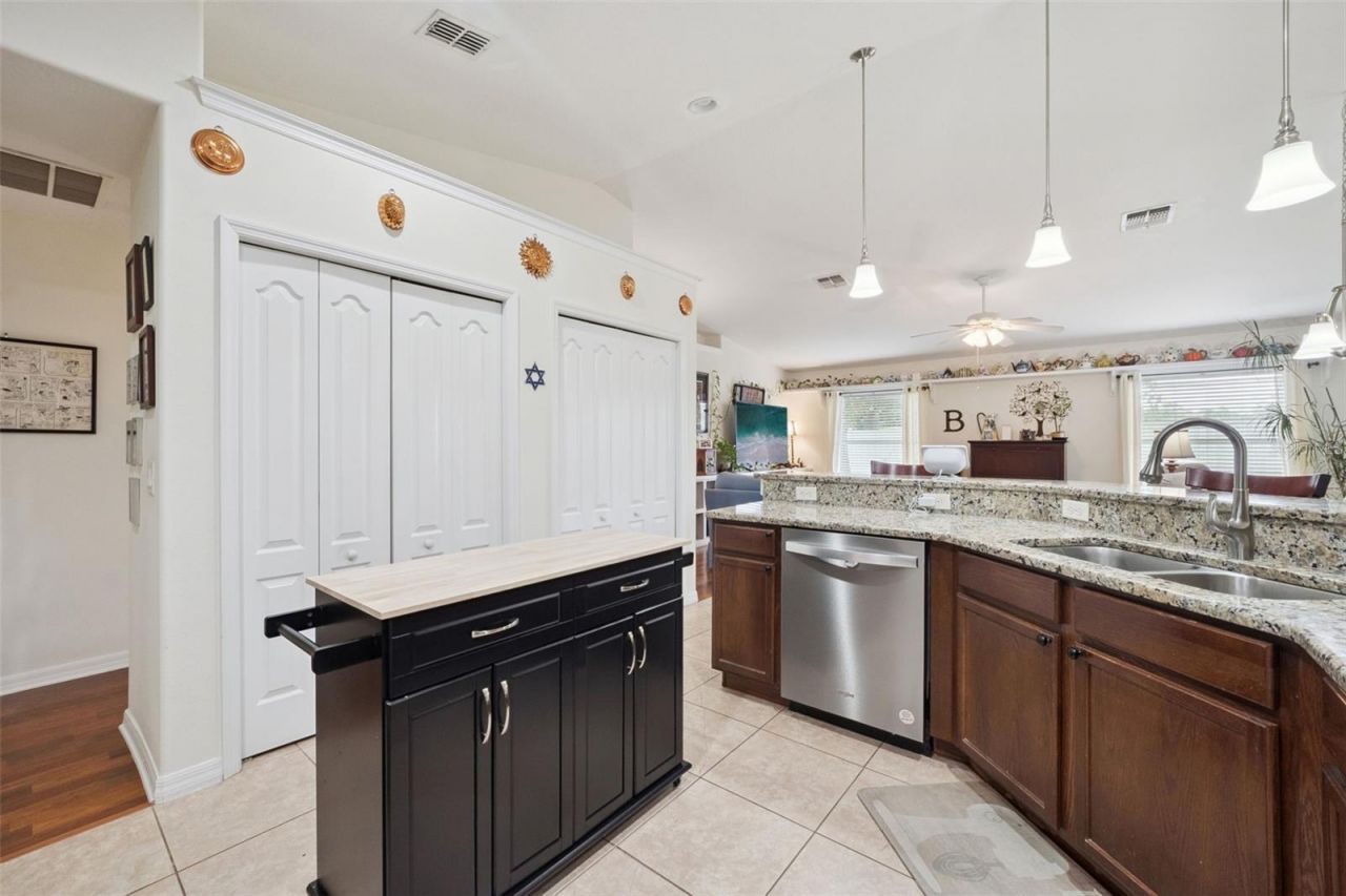 2243 Wolf Ridge Lane , Mount Dora, FL 32757 Photo