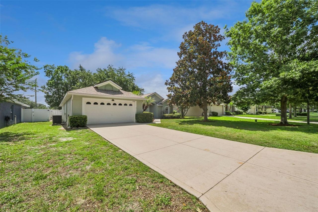 2243 Wolf Ridge Lane , Mount Dora, FL 32757 Photo