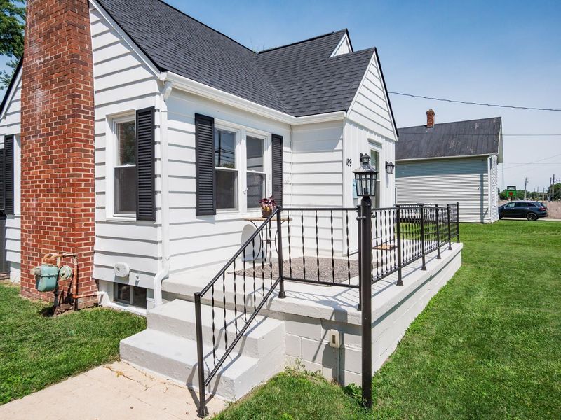 189 Elm Street, London, OH 43140 Photo 4