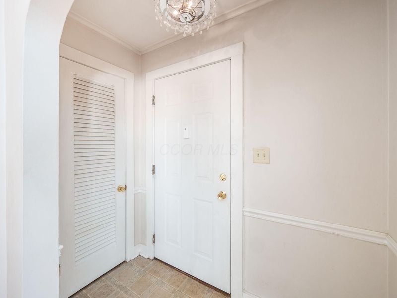 189 Elm Street, London, OH 43140 Photo 6