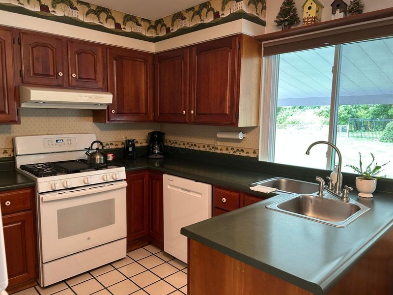 16 Coventry Drive, Chillicothe, OH 45601 Photo 4