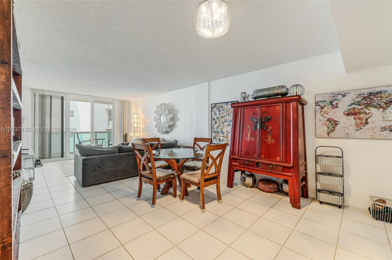 5001 Collins Ave, Unit 6E, Miami Beach, FL 33140 Photo