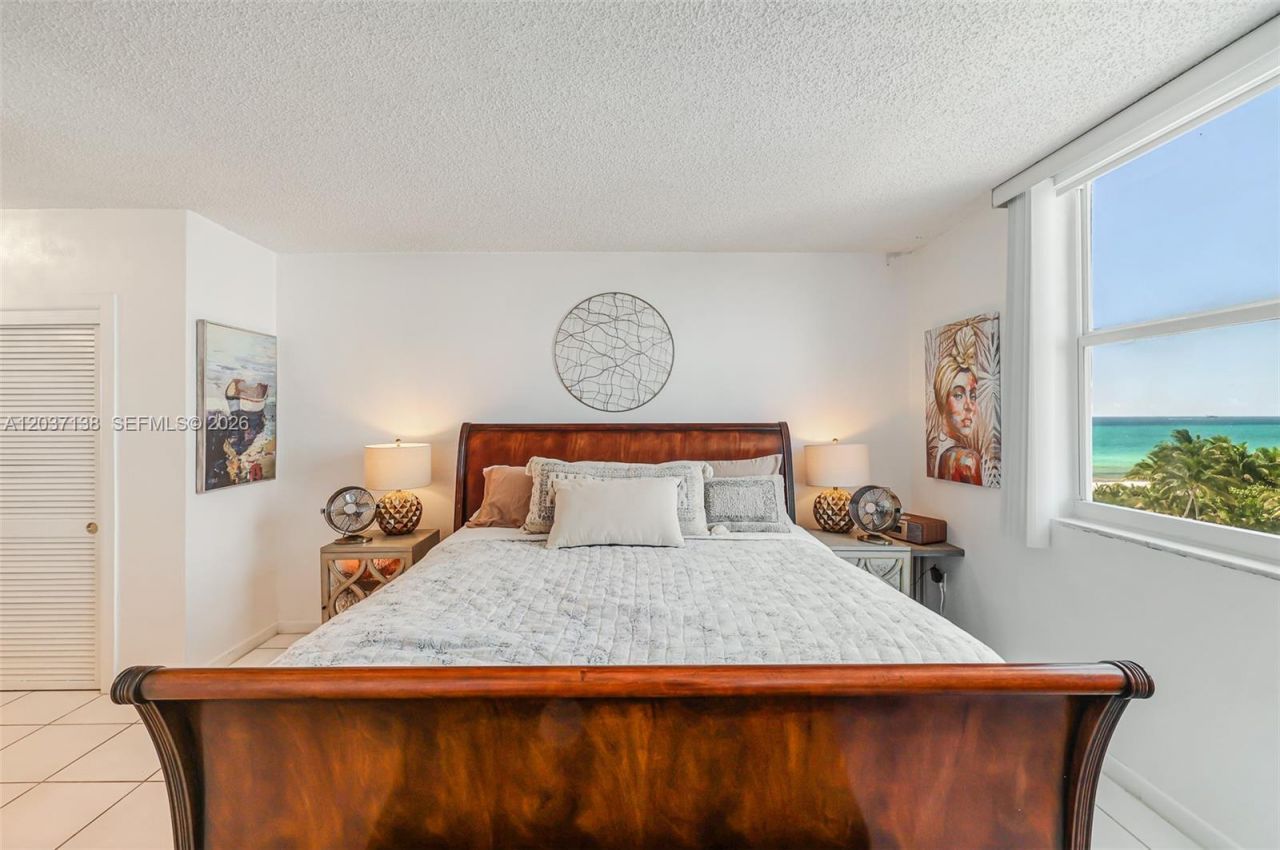 5001 Collins Ave, Unit 6E, Miami Beach, FL 33140 Photo