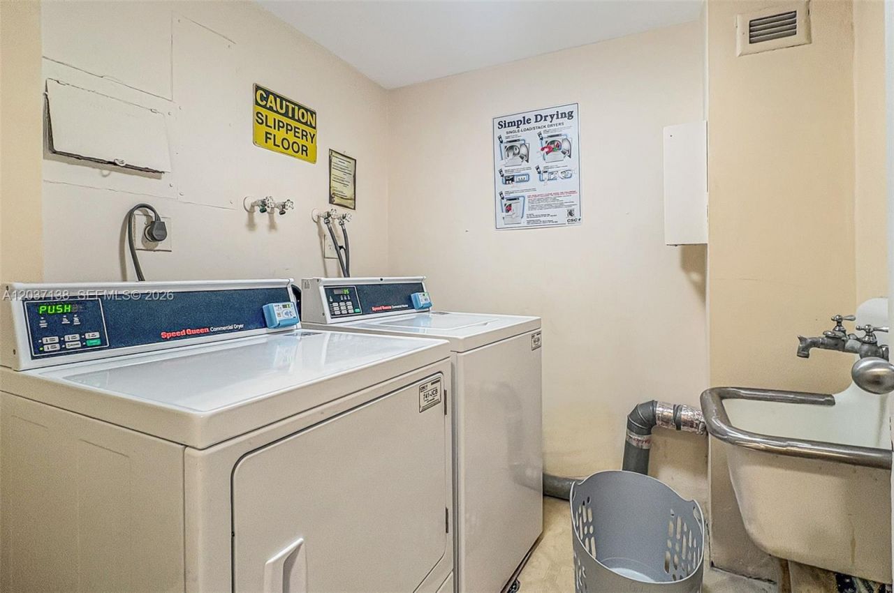 5001 Collins Ave, Unit 6E, Miami Beach, FL 33140 Photo
