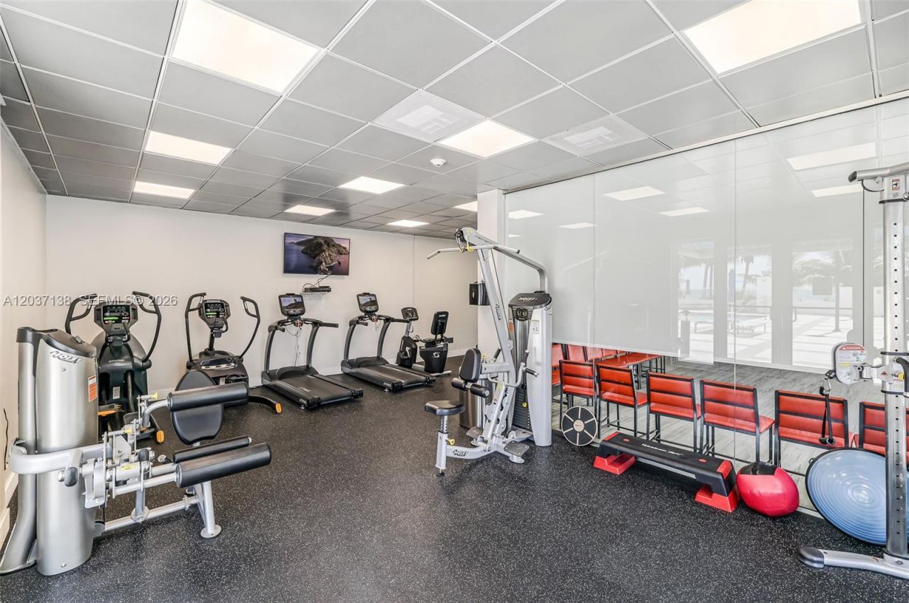 5001 Collins Ave, Unit 6E, Miami Beach, FL 33140 Photo
