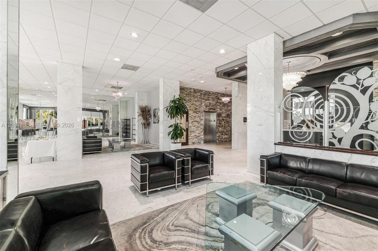 5001 Collins Ave, Unit 6E, Miami Beach, FL 33140 Photo