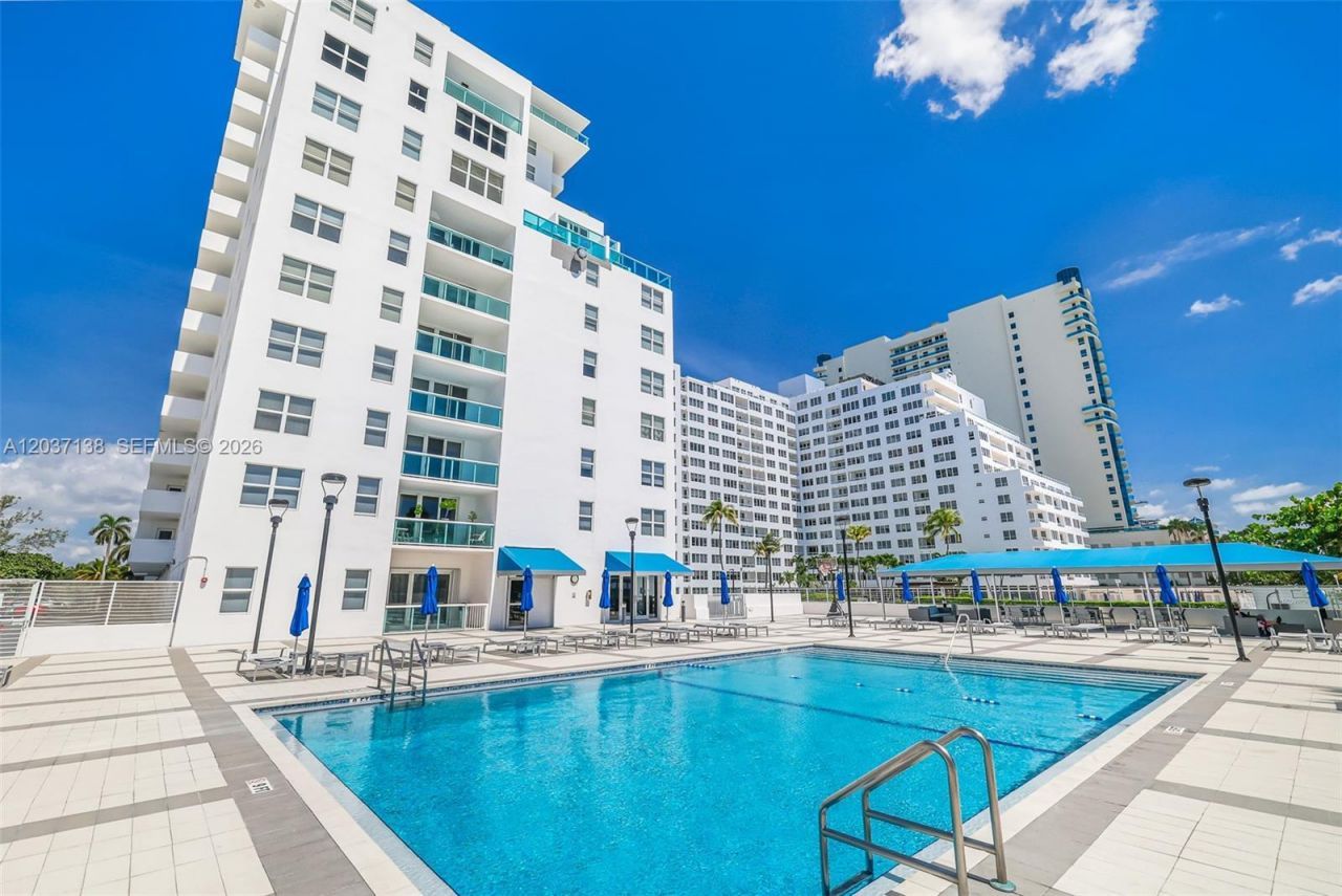 5001 Collins Ave, Unit 6E, Miami Beach, FL 33140 Photo