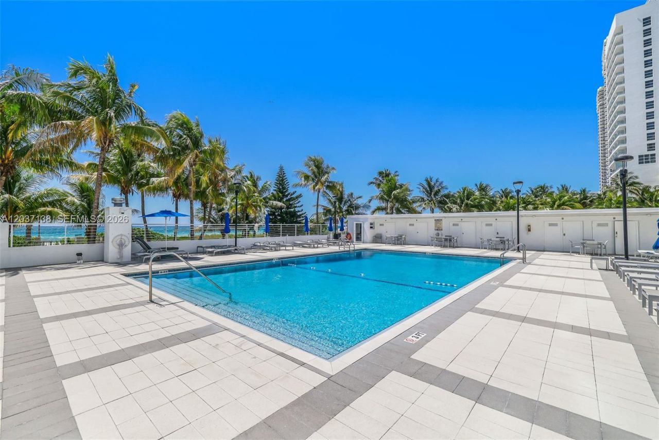 5001 Collins Ave, Unit 6E, Miami Beach, FL 33140 Photo
