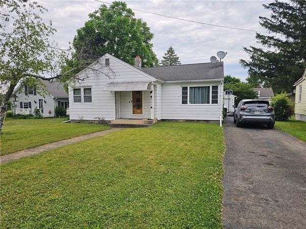 907 Spruce Street, Elmira, NY 14904