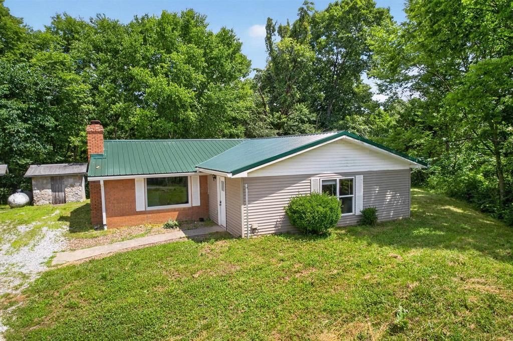 3268 Bethel Church Rd, Beaver Dam, KY 42320 Main Photo