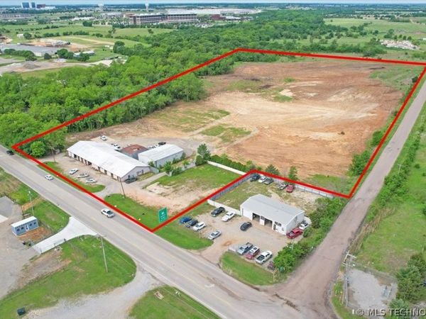 1405 S 9th Street, Durant, OK 74701