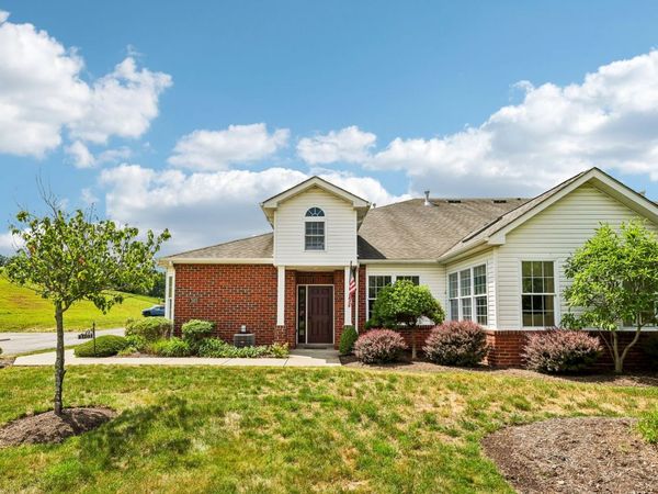 3103 Ambassador Lane , Valencia, PA 16059