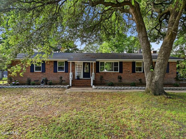 146 E Bedford Road, Wilmington, NC 28411