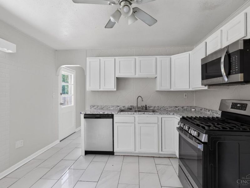 9998 Crusader Drive, Colerain Township, OH 45251 Photo 10