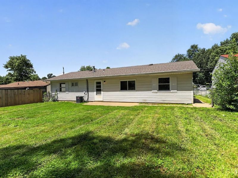9998 Crusader Drive, Colerain Township, OH 45251 Photo 4