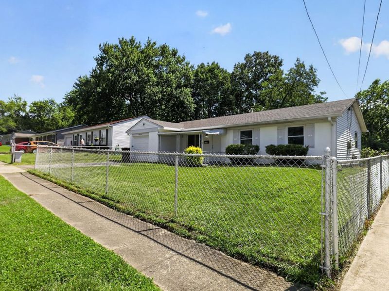 9998 Crusader Drive, Colerain Township, OH 45251 Photo 5