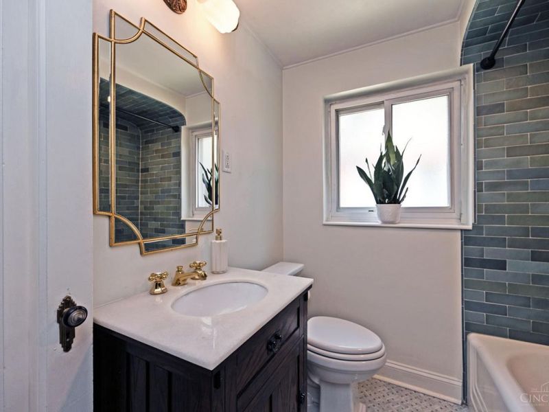 6908 Palmetto Street, Cincinnati, OH 45227 Photo 22