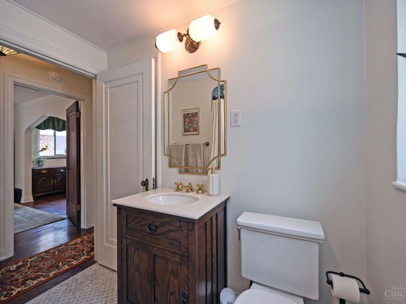 6908 Palmetto Street, Cincinnati, OH 45227 Photo 23