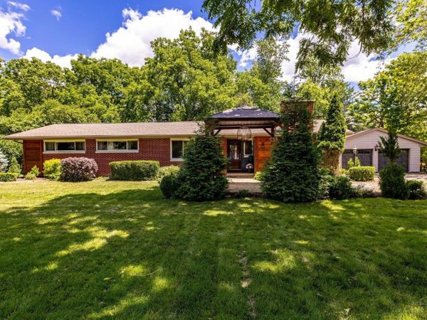 1001 Cedar Drive, Oxford, OH 45056