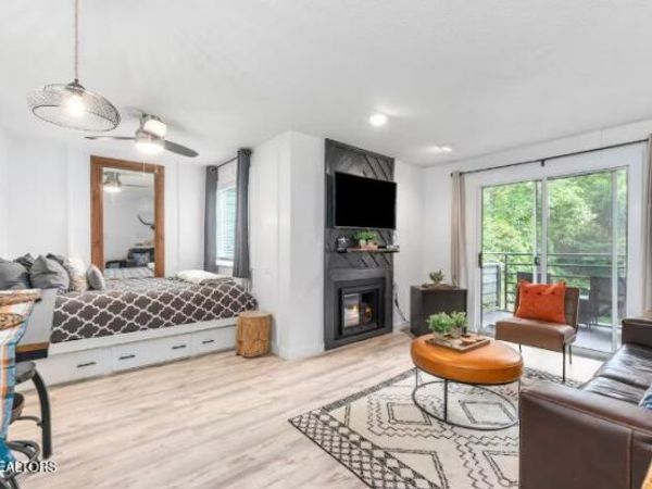 1260 Ski View Drive, Gatlinburg, TN 37738