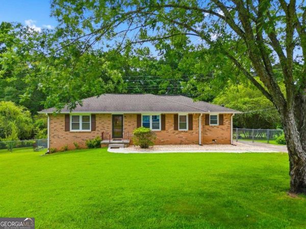 3283 Meadowview Lane SW, Marietta, GA 30008