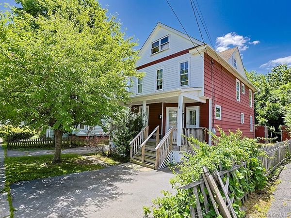 4 Lincoln Street , Middletown, NY 10940