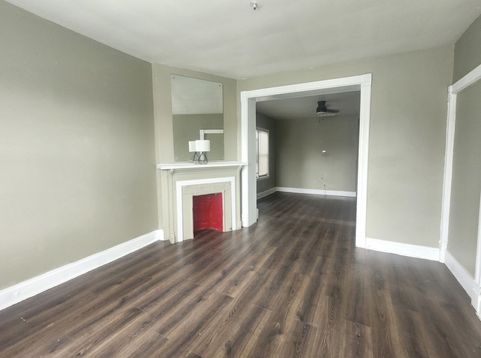 Main Photo