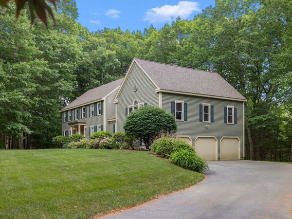 10 Fieldstone Way, Boxford, MA 01921