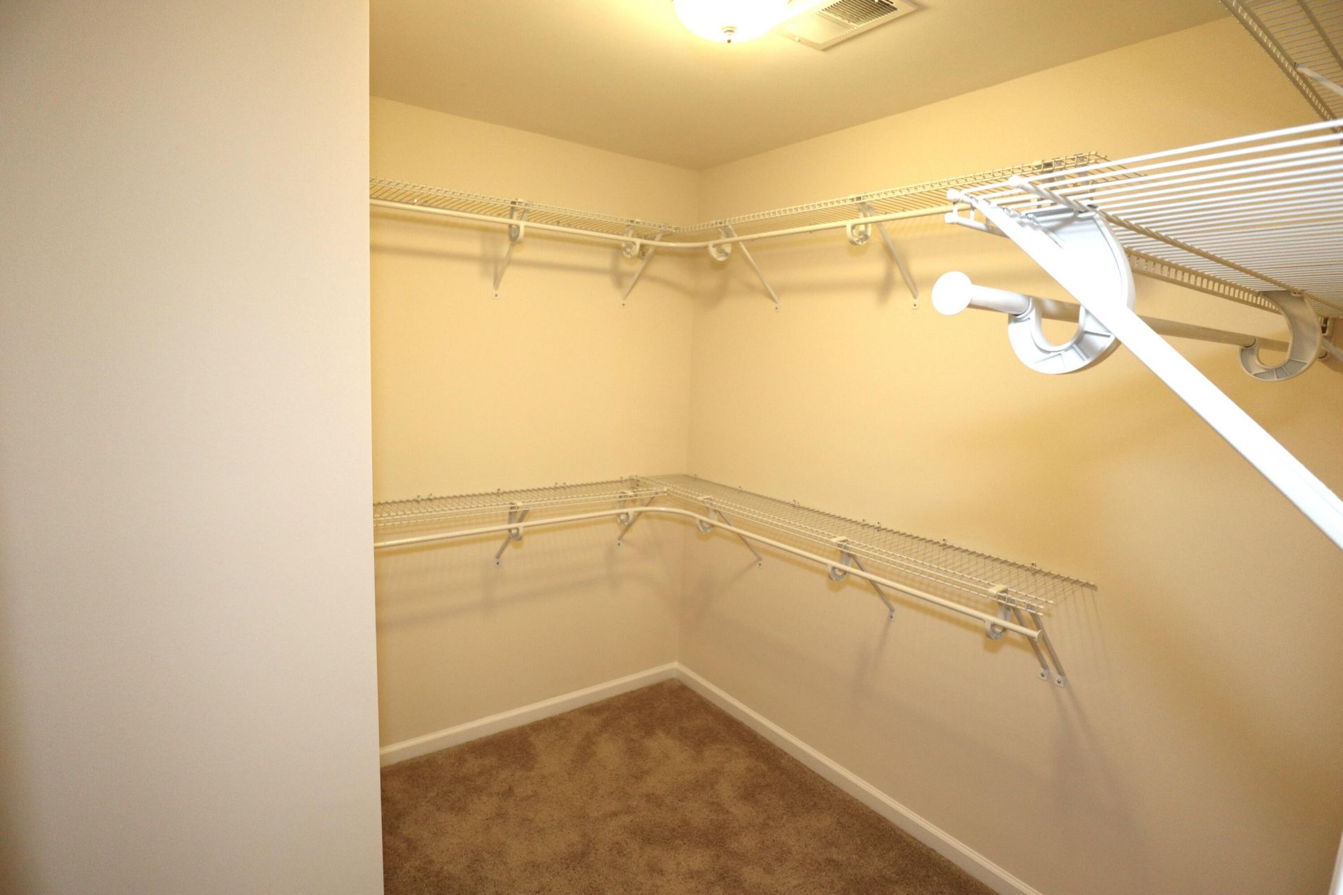 1718 Emmets Road Photo 17