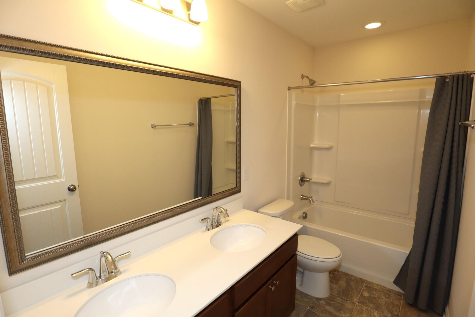 1718 Emmets Road Photo 19