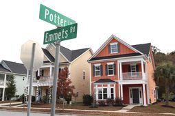 1718 Emmets Road photo 4