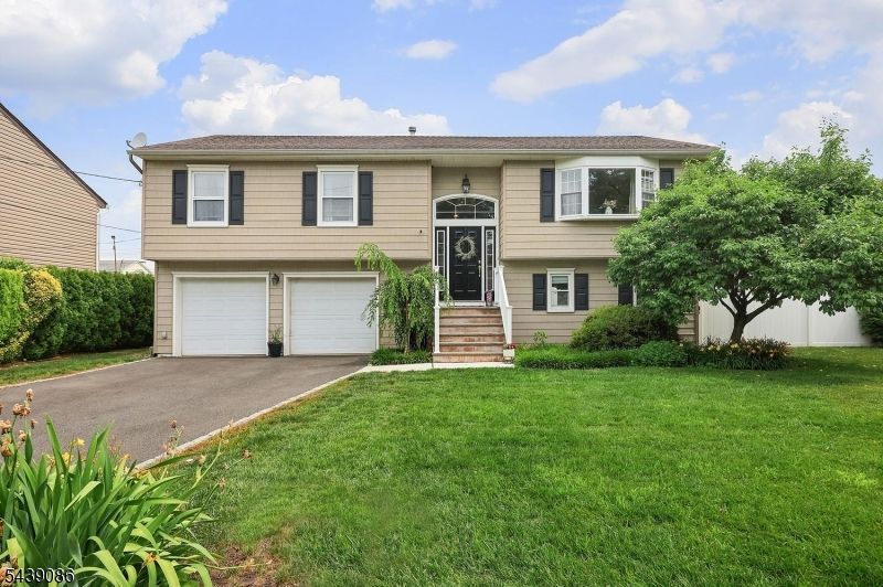 706 Hory St, Cranford, NJ 07016 Main Photo