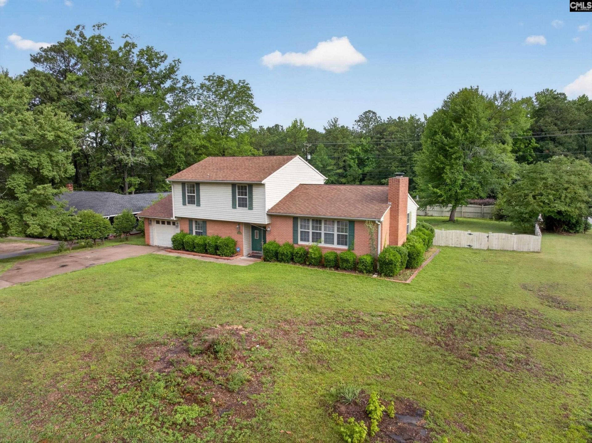 1001 Gardendale Drive  Photo 10