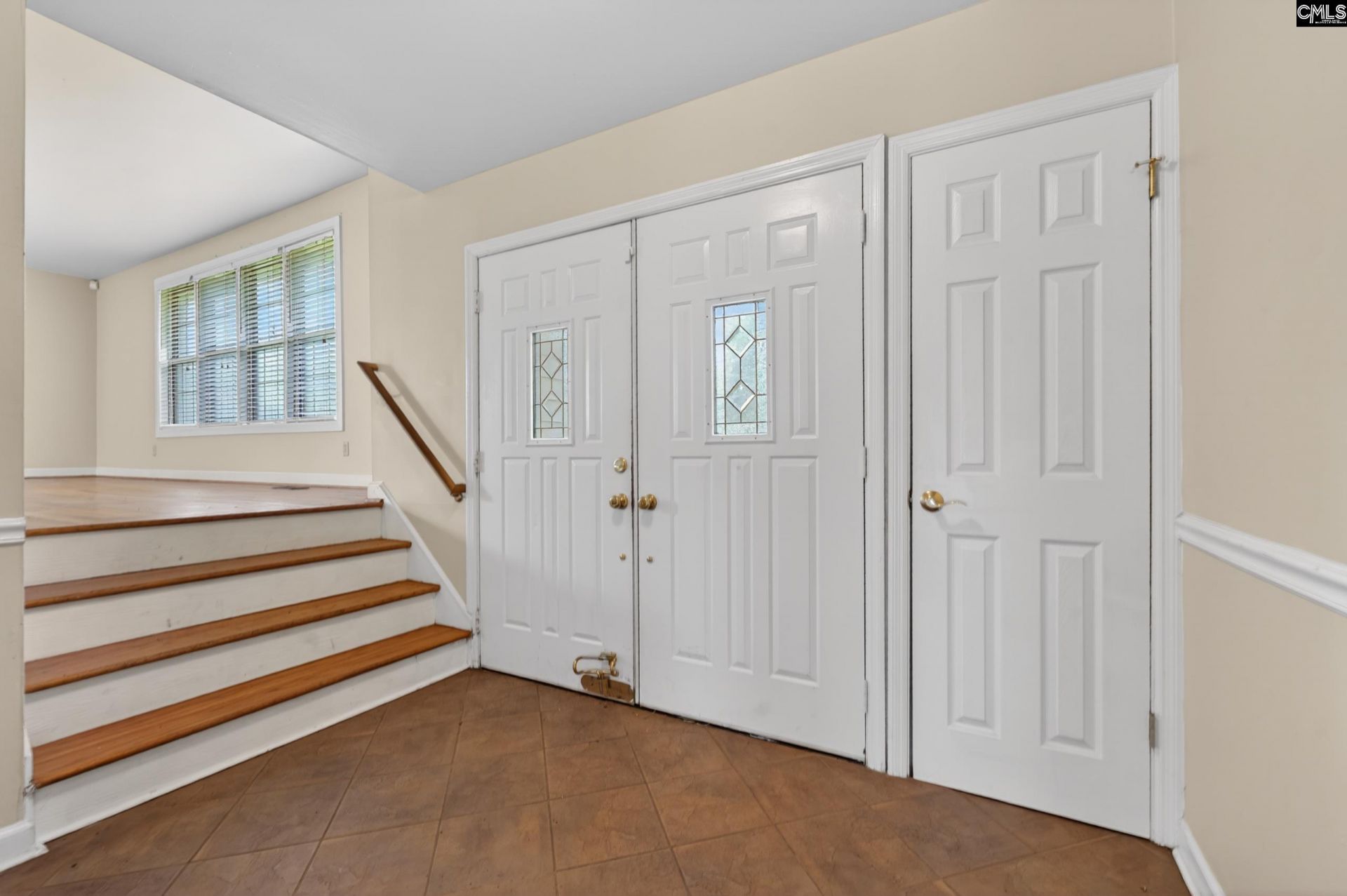 1001 Gardendale Drive  Photo 12