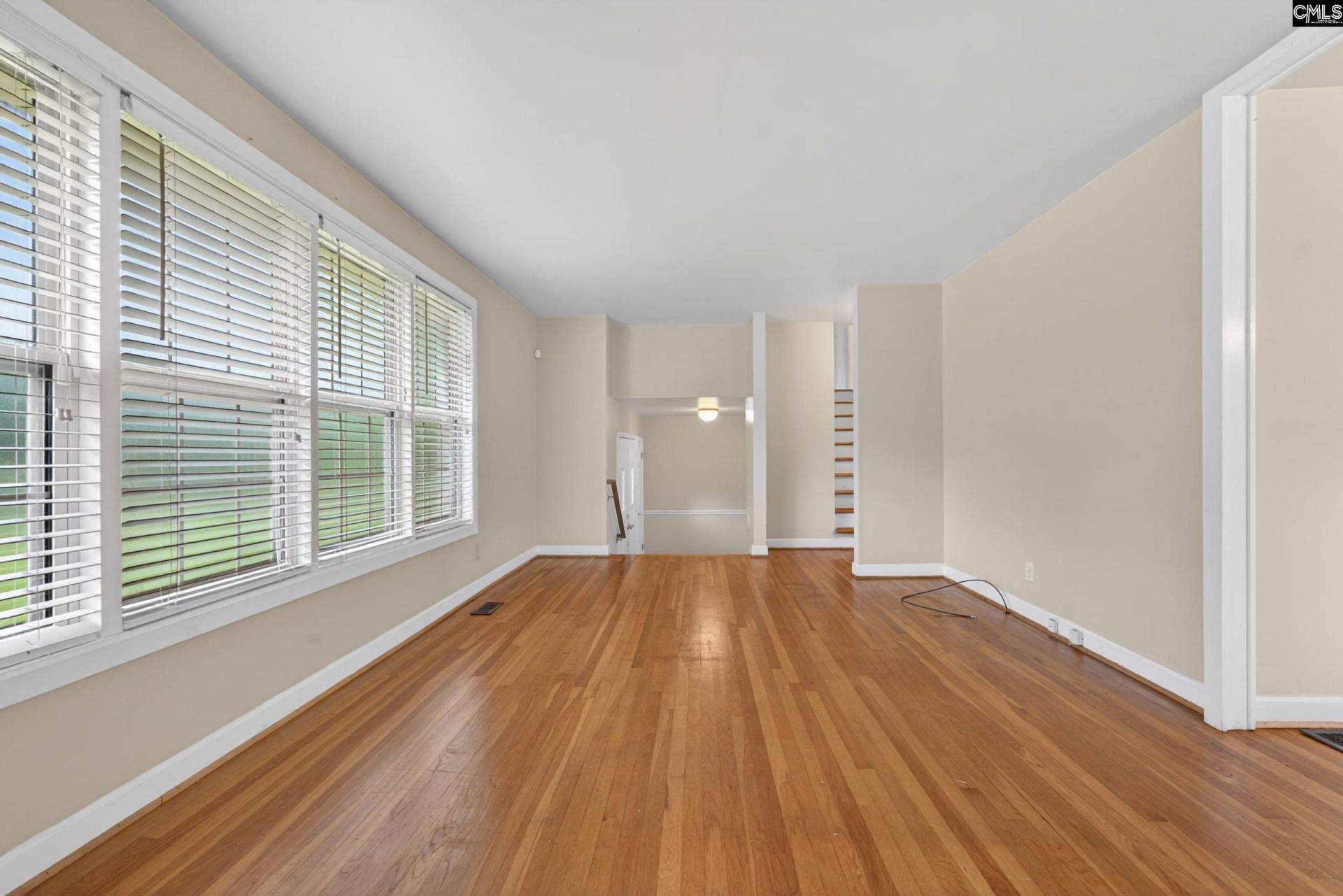 1001 Gardendale Drive  Photo 16