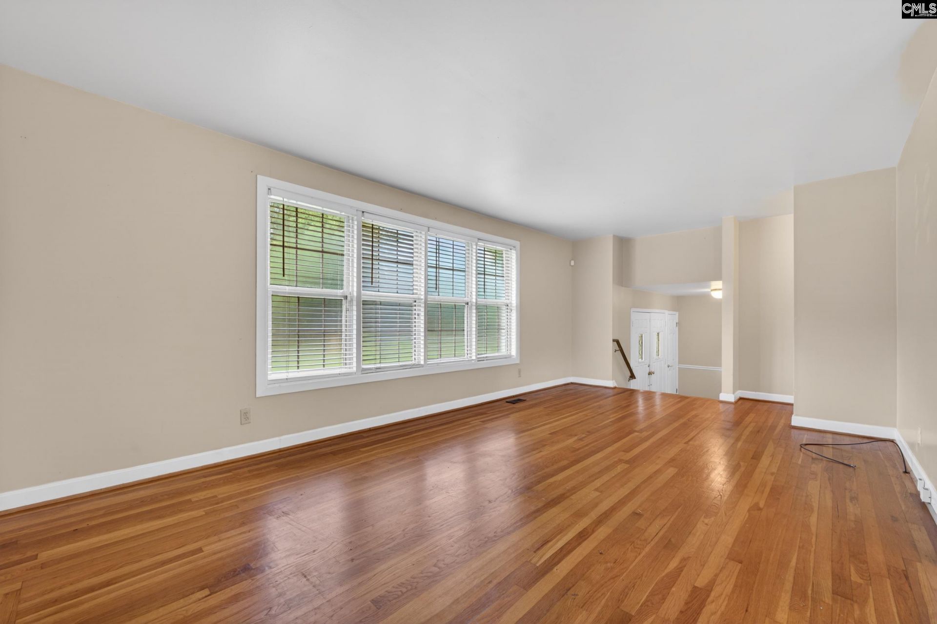 1001 Gardendale Drive  Photo 17
