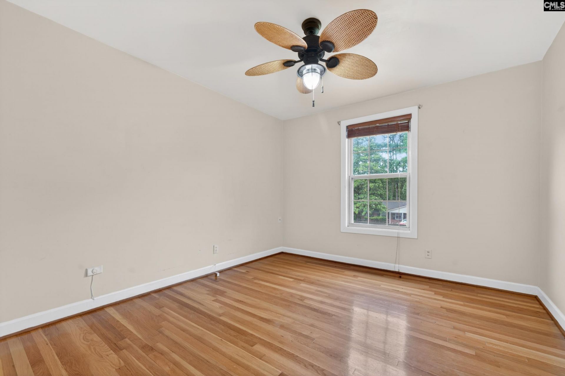 1001 Gardendale Drive  Photo 19