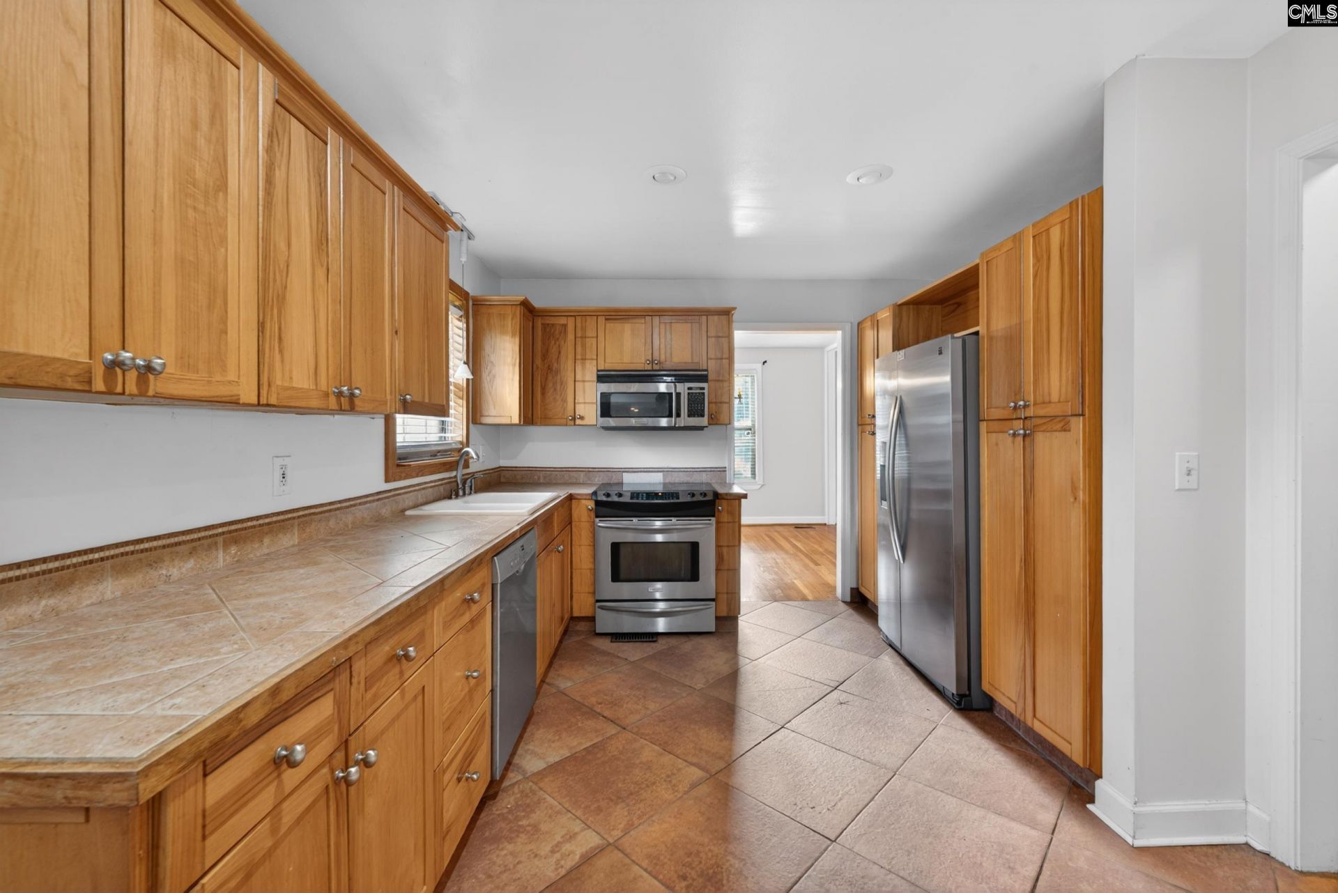 1001 Gardendale Drive  Photo 24